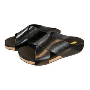 NEW VERY VOLATILE women's criss cross sandal in black